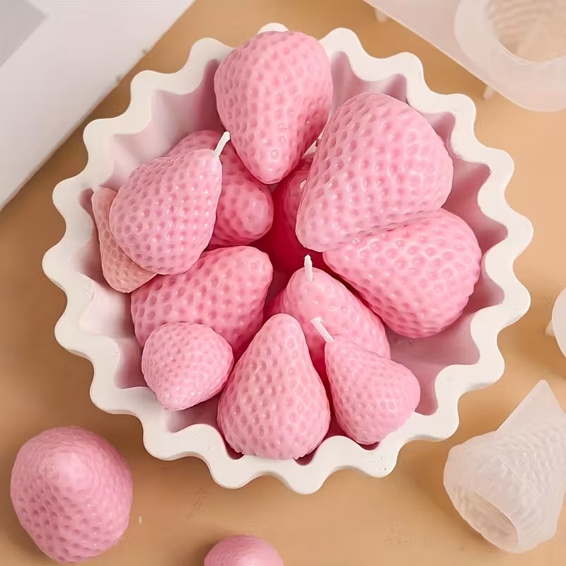 Strawberry Silicone Candle Mol - огляд і ціна Candle Making Diy